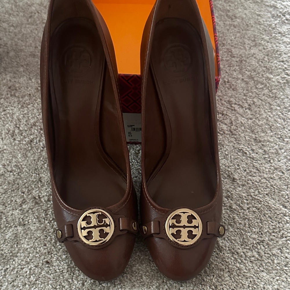 Tory Burch Brown Leather Heels with Gold Accents